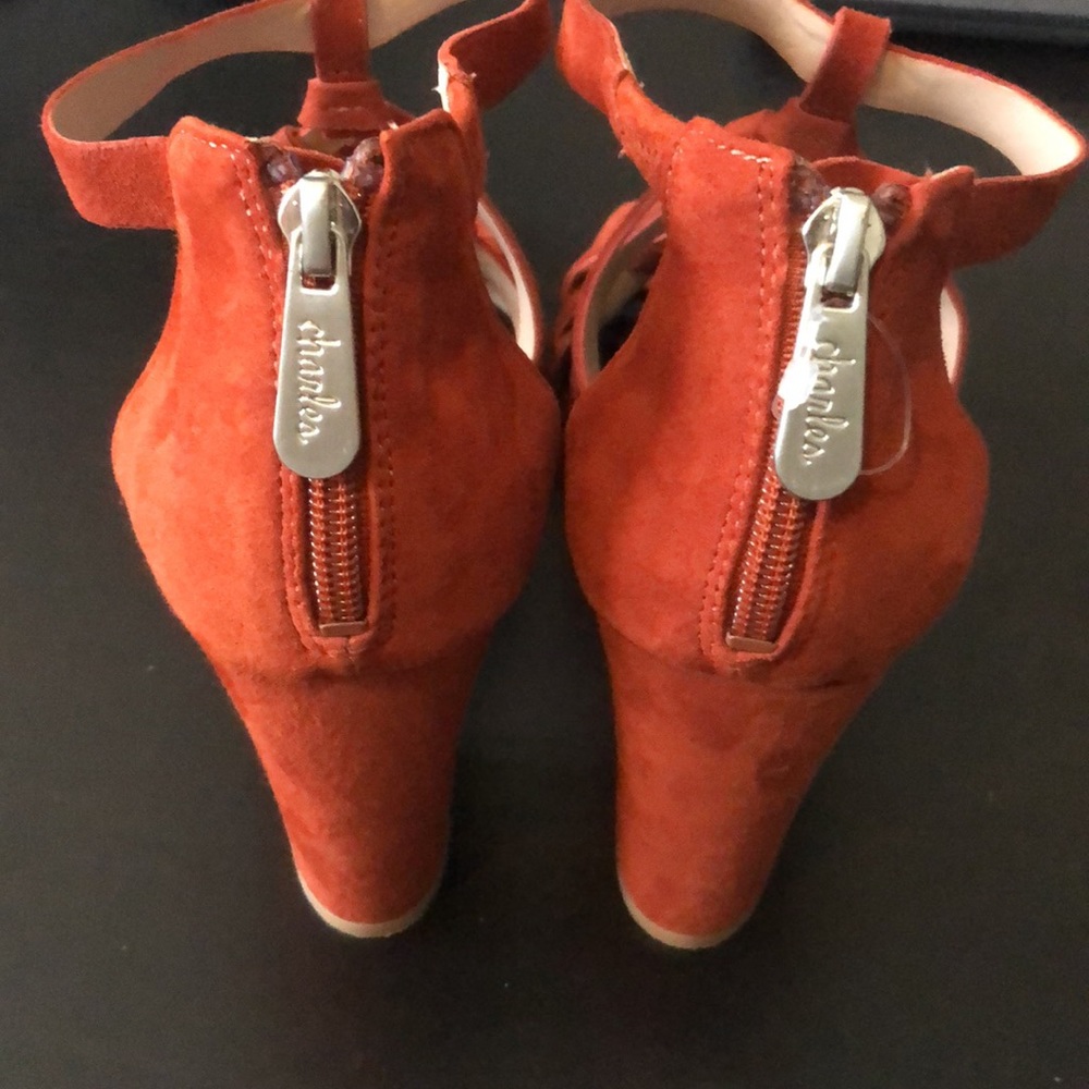 Gorgeous Rust Color Heels - Picture 4 of 7